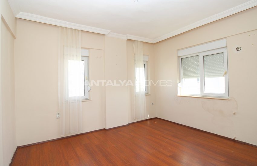 Spacious and Well-located Apartment for Sale in Lara 18