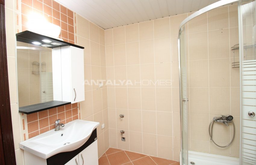Spacious and Well-located Apartment for Sale in Lara 24