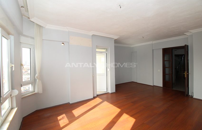 Spacious and Well-located Apartment for Sale in Lara 11
