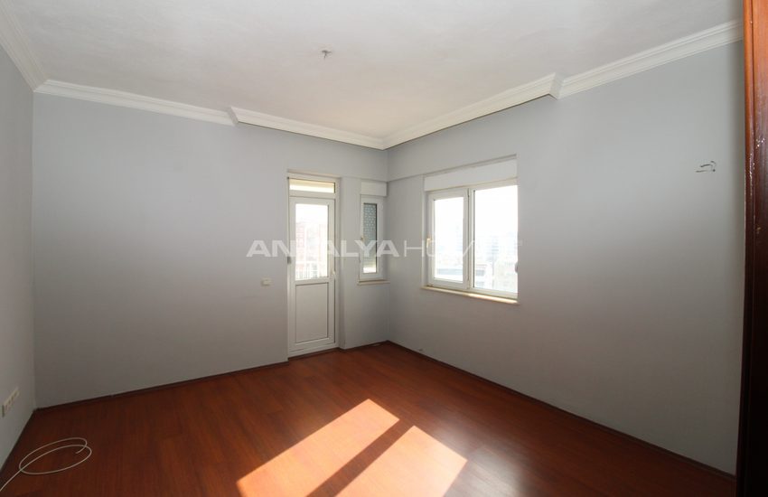 Spacious and Well-located Apartment for Sale in Lara 12