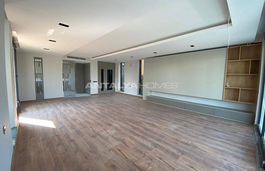Stylish Villa Close to Airport and Coast in Muratpasa Antalya 11