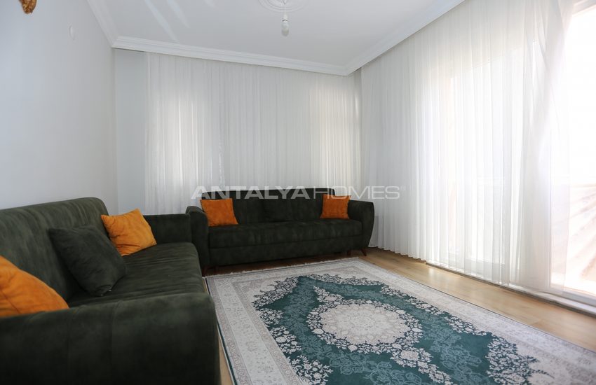 Antalya'da Oturmaya Hazır Uygun Fiyatlı Satılık Daire 10