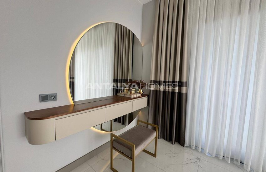 Luxe Villas with Private Gardens and Pools in Alanya 30