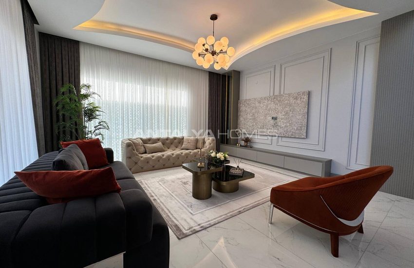 Luxe Villas with Private Gardens and Pools in Alanya 12