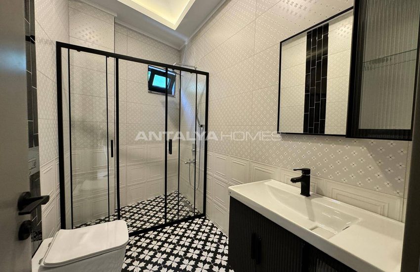 Luxe Villas with Private Gardens and Pools in Alanya 34