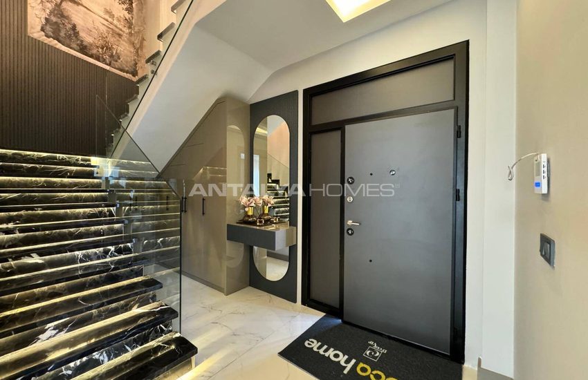 Luxe Villas with Private Gardens and Pools in Alanya 23