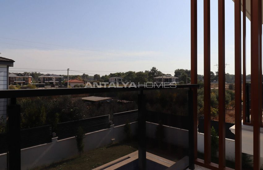 Detached House Close to City Center in Dosemealti Duzlercami 31