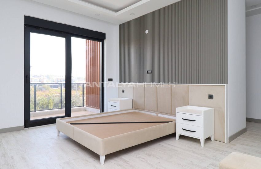 Detached House Close to City Center in Dosemealti Duzlercami 15