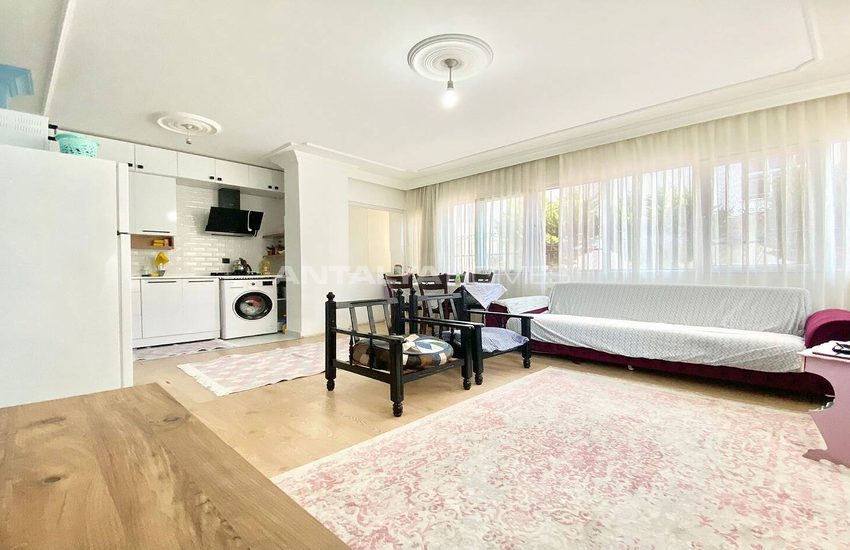 Furnished Apartment Close to City Center in Antalya Muratpasa 5
