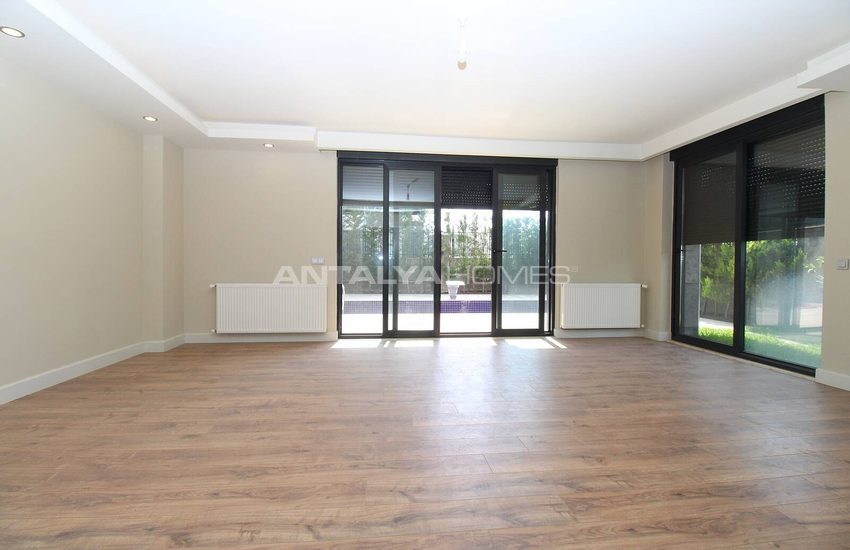 Turnkey Triplex Villas with Private Pool in Antalya Guzeloba 37