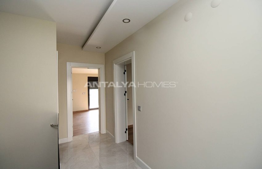 Turnkey Triplex Villas with Private Pool in Antalya Guzeloba 54