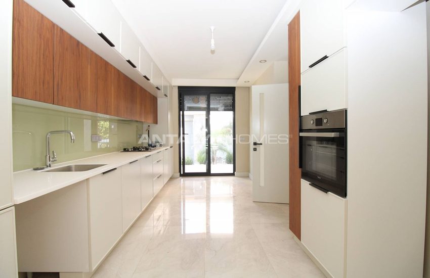Turnkey Triplex Villas with Private Pool in Antalya Guzeloba 40
