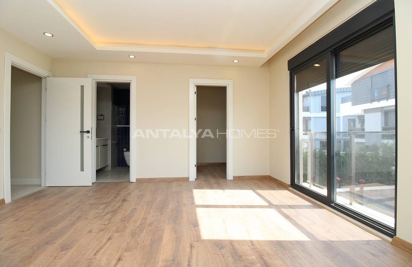 Turnkey Triplex Villas with Private Pool in Antalya Guzeloba 24