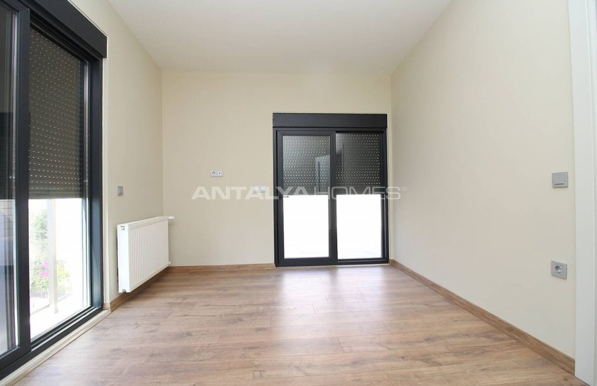 Turnkey Triplex Villas with Private Pool in Antalya Guzeloba 31