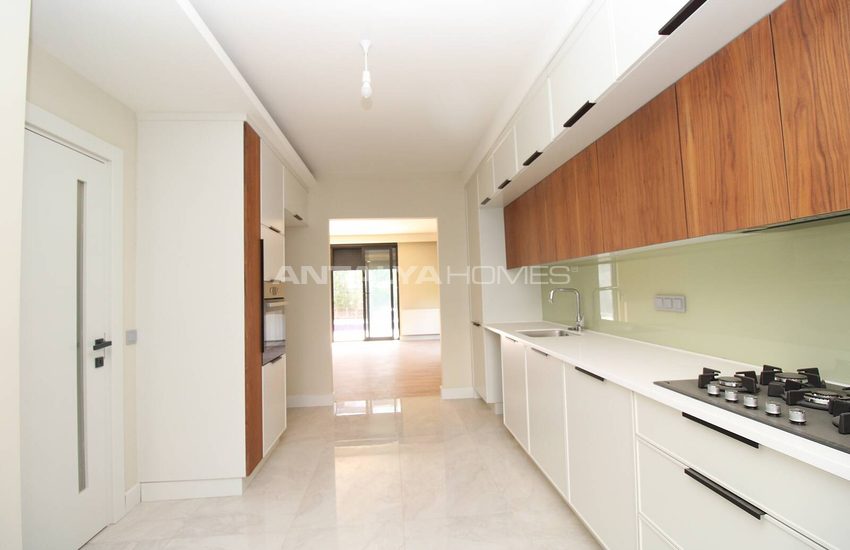 Turnkey Triplex Villas with Private Pool in Antalya Guzeloba 42