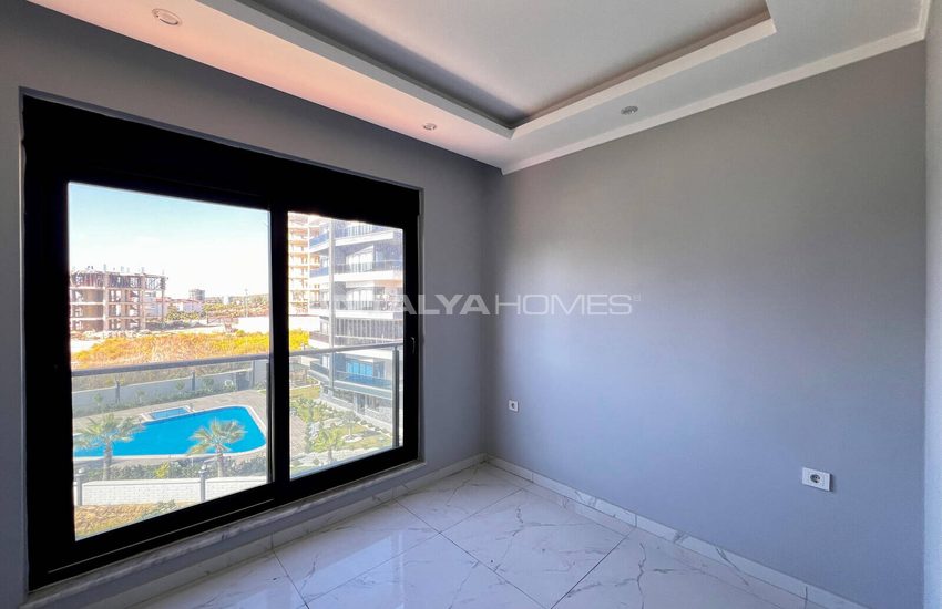 Luxe Apartment with Unique Sea View in Alanya Avsallar 17