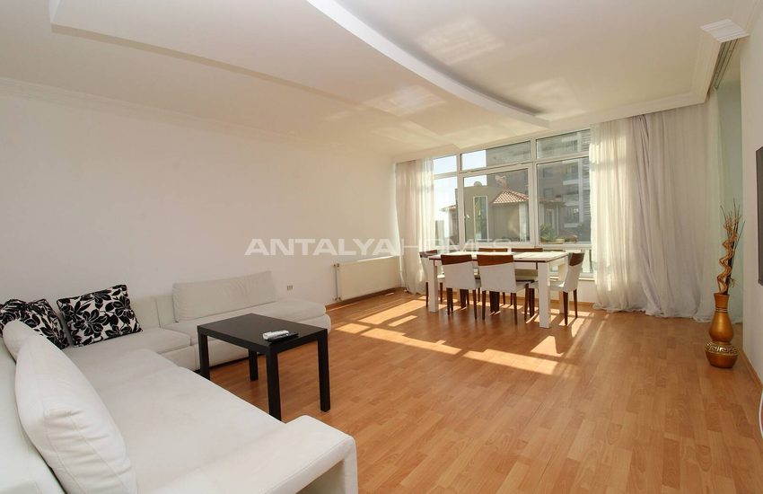 Ready to Move Apartment in a Complex in Lara Antalya 13