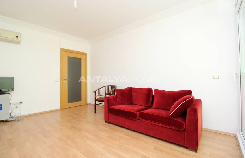 Ready to Move Apartment in a Complex in Lara Antalya 23