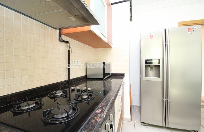 Ready to Move Apartment in a Complex in Lara Antalya 27