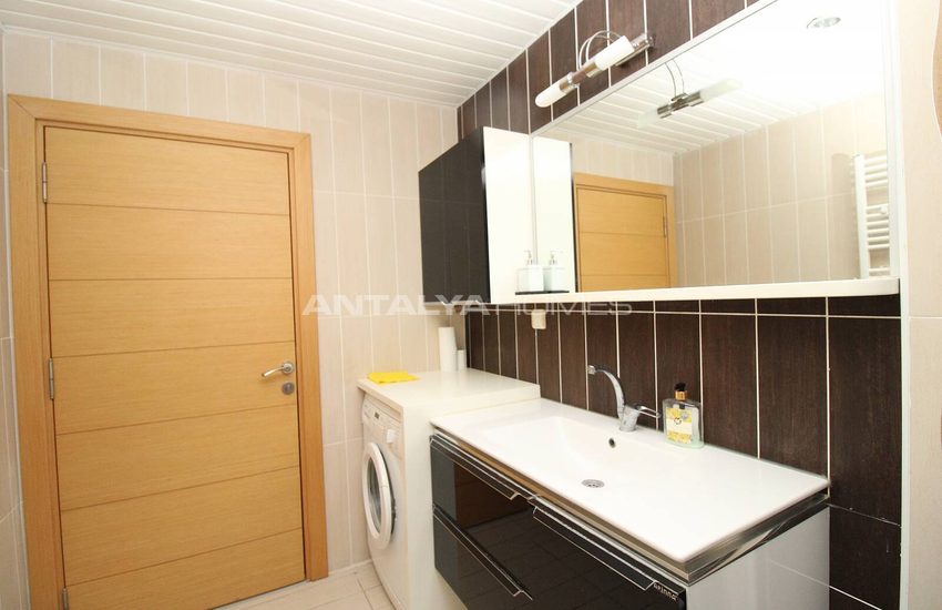 Ready to Move Apartment in a Complex in Lara Antalya 29