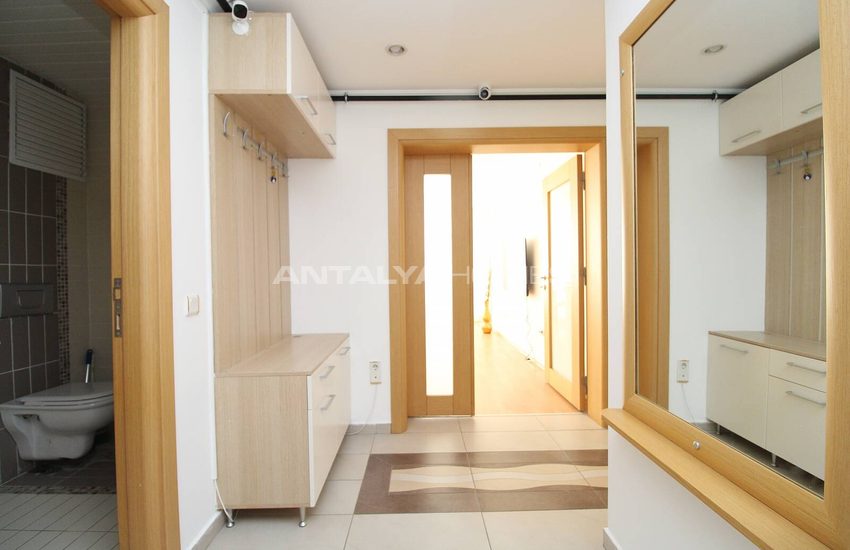 Ready to Move Apartment in a Complex in Lara Antalya 34