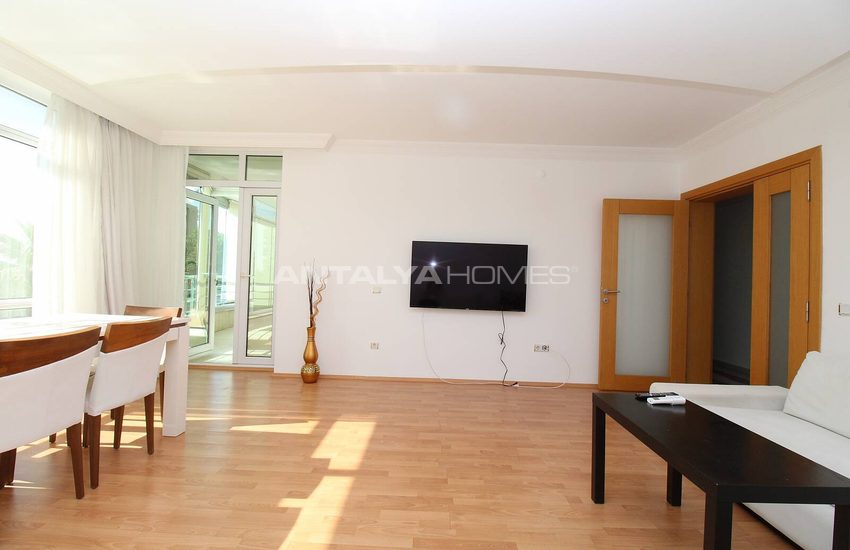 Ready to Move Apartment in a Complex in Lara Antalya 15