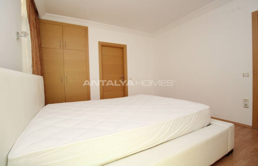 Ready to Move Apartment in a Complex in Lara Antalya 18