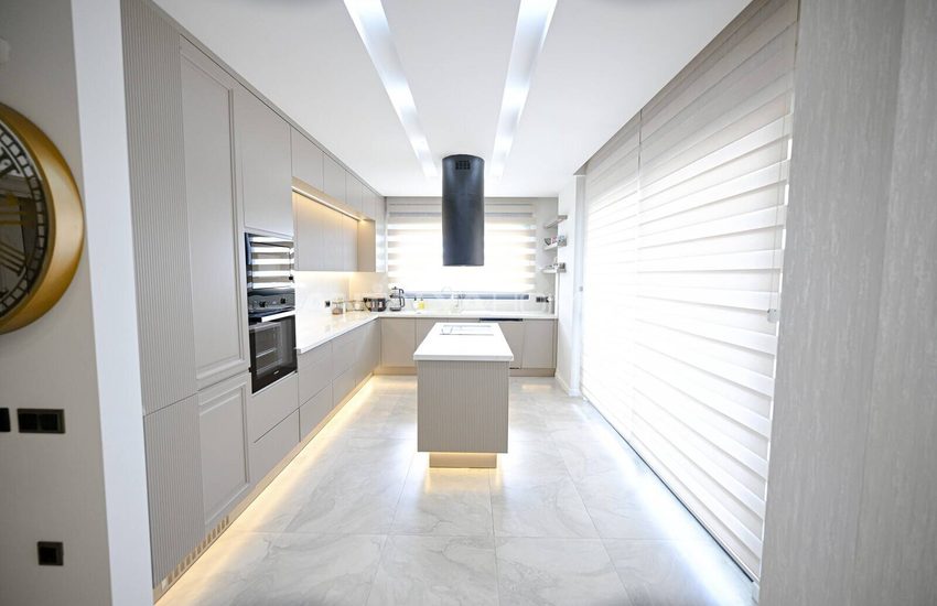 Elite Villas with Private Swimming Pools in Bektas Alanya 8