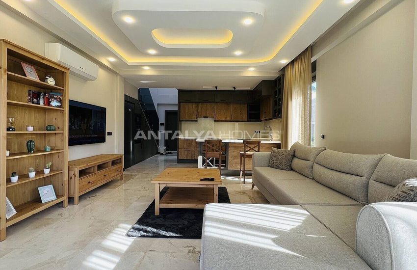 Luxe Villa with Unique Mountain View in Kemer 18