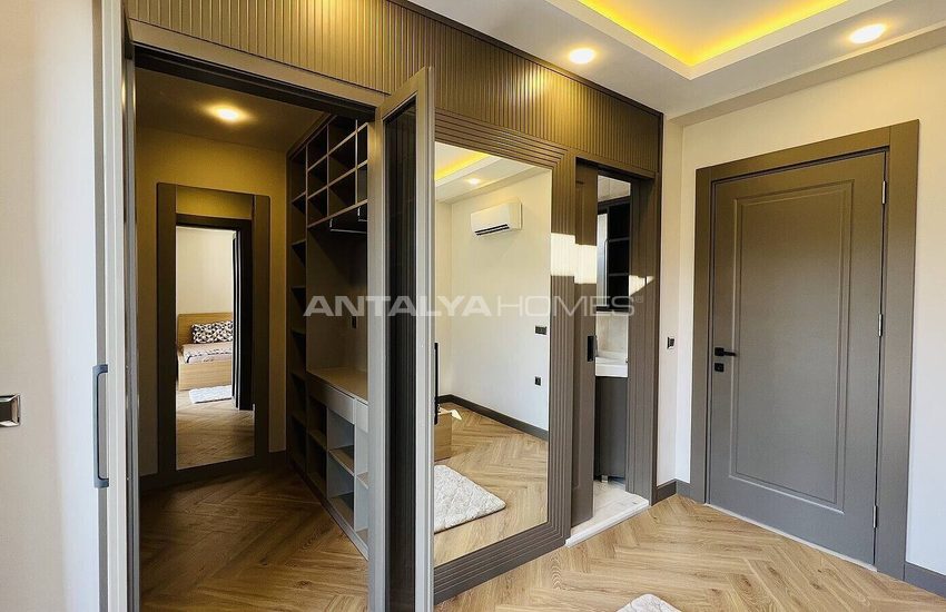 Luxe Villa with Unique Mountain View in Kemer 31