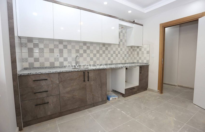 Ready to Move 2-bedroom Property for Sale in Antalya Muratpasa 19