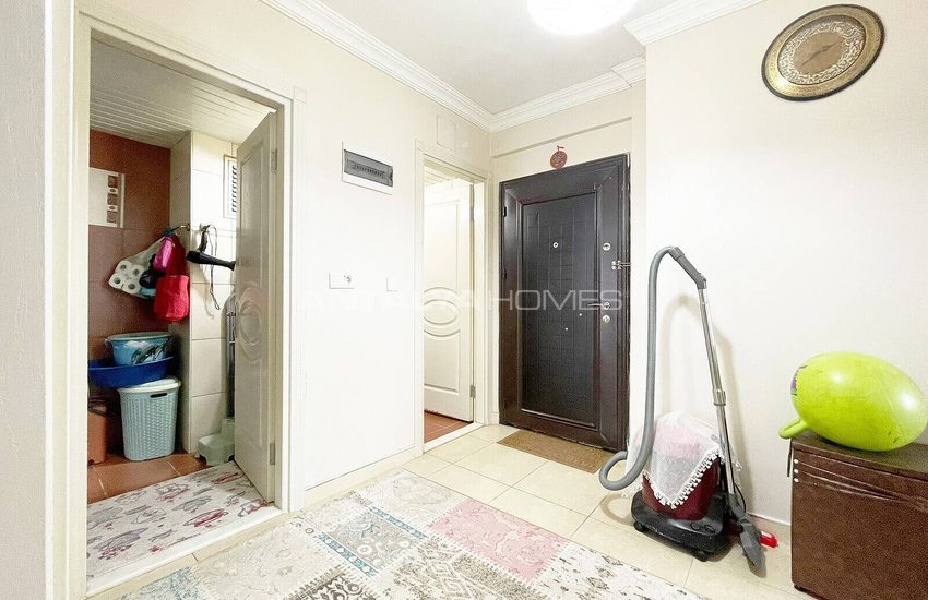 Gerenoveerd 2-slaapkamer Appartement In Muratpasa Antalya 19
