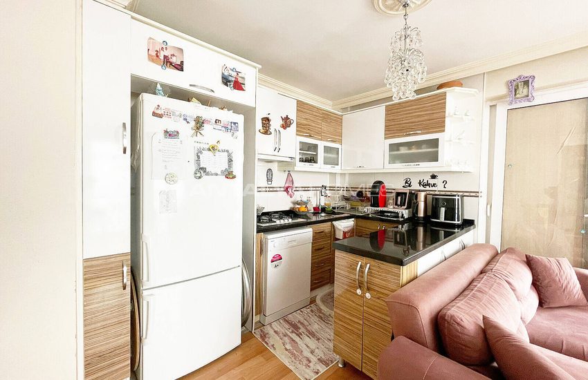 Gerenoveerd 2-slaapkamer Appartement In Muratpasa Antalya 11