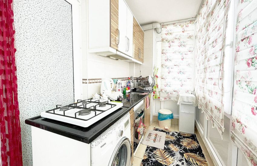 Gerenoveerd 2-slaapkamer Appartement In Muratpasa Antalya 14