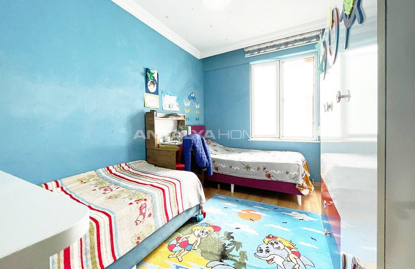 Gerenoveerd 2-slaapkamer Appartement In Muratpasa Antalya 16