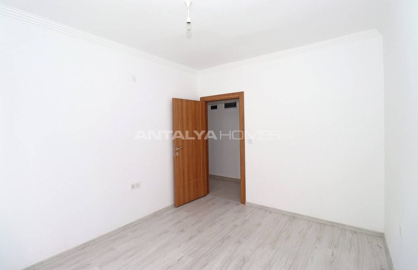 Affordable Flat in Antalya Kepez in a Complex with Parking Lot 20