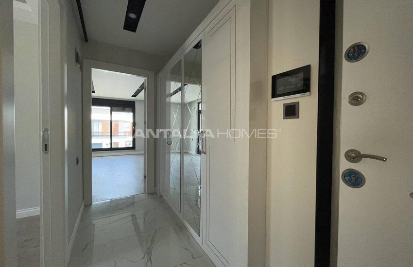 Muratpaşa'da Kapalı Otoparklı Projede Taşınmaya Hazır Daire 25