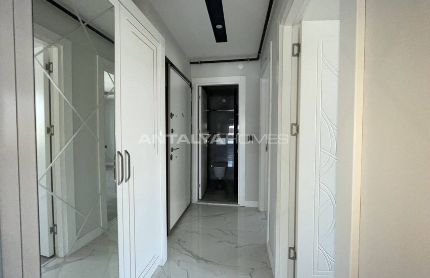Muratpaşa'da Kapalı Otoparklı Projede Taşınmaya Hazır Daire 24