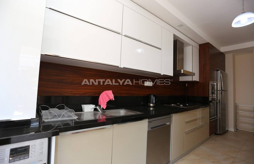 Gemeubileerde Woning In De Buurt Van De Zee In Antalya 16