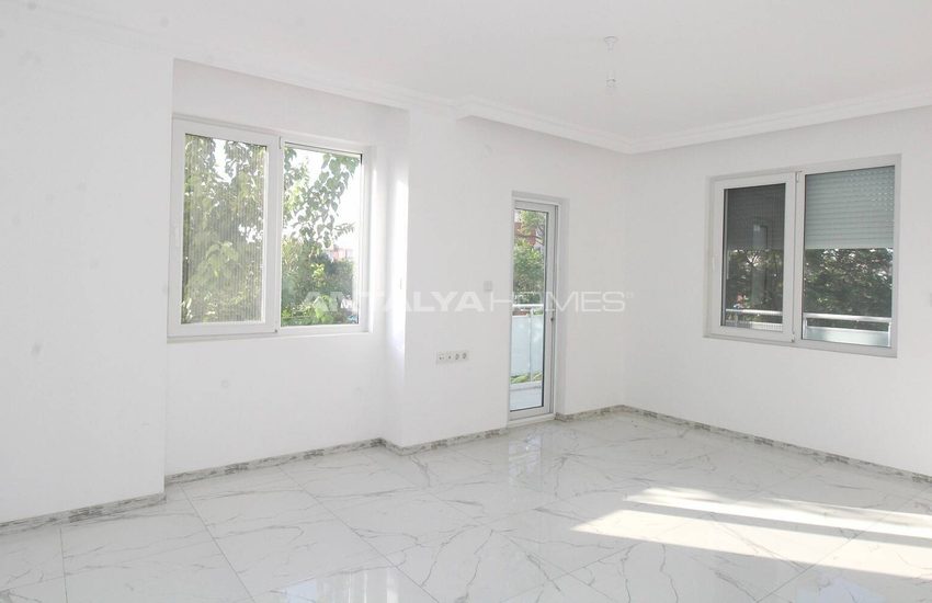 Gebouw In Belek Centrum Met Een Winkel En 4 Appartementen 13