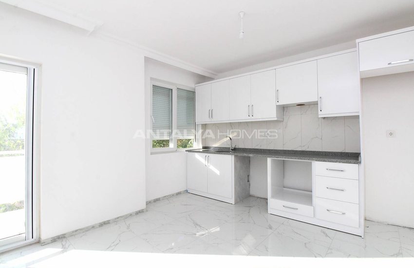 Gebouw In Belek Centrum Met Een Winkel En 4 Appartementen 10