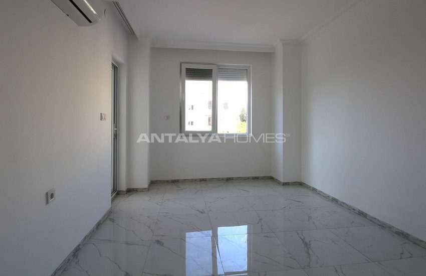 Gebouw In Belek Centrum Met Een Winkel En 4 Appartementen 15