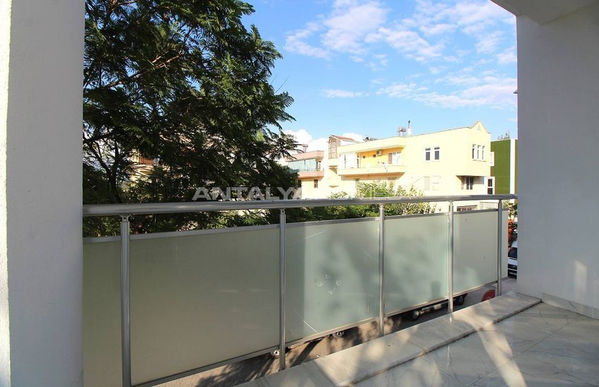 Gebouw In Belek Centrum Met Een Winkel En 4 Appartementen 18