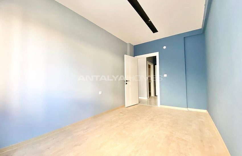 Muratpaşa'da Kısa Dönem Kiralamaya Uygun Sıfır 1+1 Daire 14