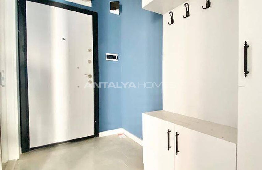 Muratpaşa'da Kısa Dönem Kiralamaya Uygun Sıfır 1+1 Daire 17