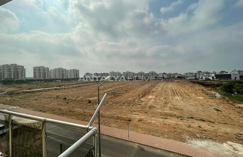 Centraal Gelegen 2+1 Appartement Met Aardgas In Muratpasa 27