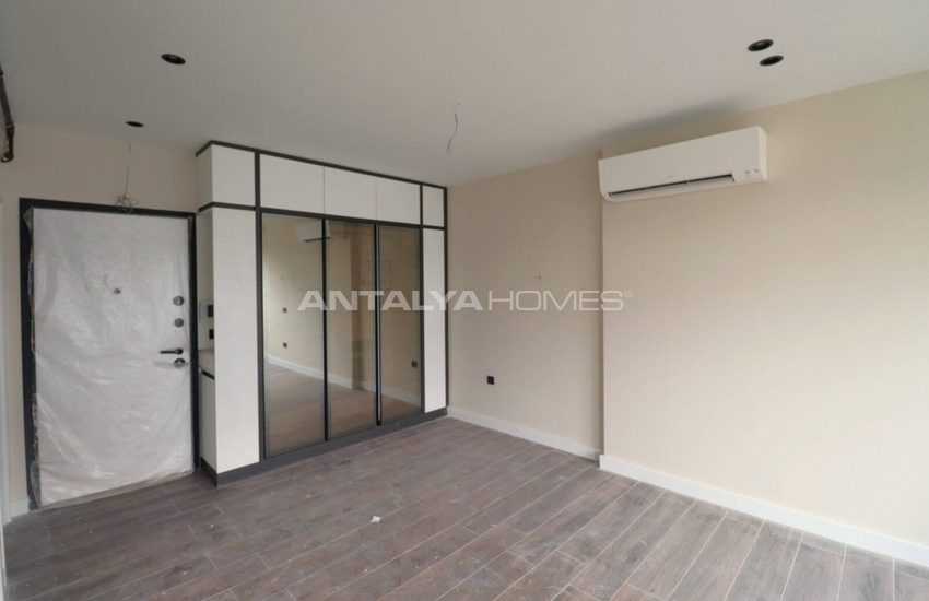 Apartments in Complex with Pool and Car Park in Antalya Konyaalti 12