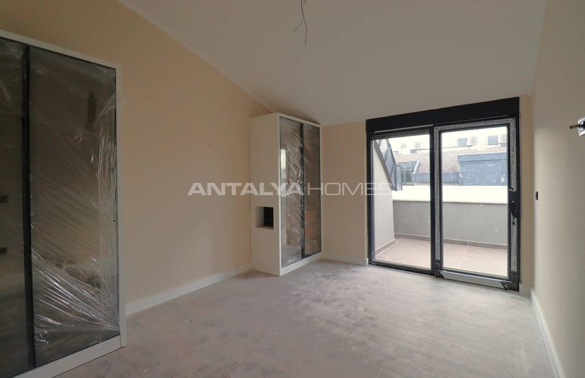 Apartments in Complex with Pool and Car Park in Antalya Konyaalti 14