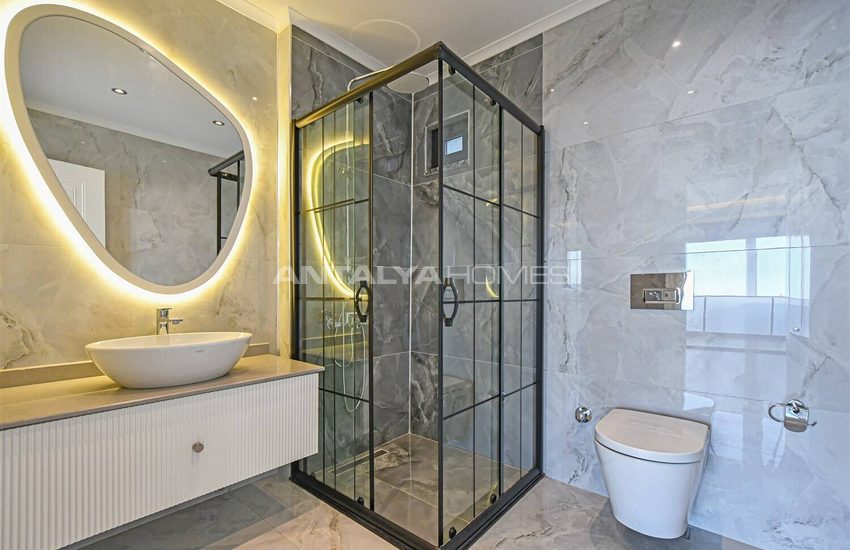 Sea View Property with Private Pool and Garden in Alanya 27