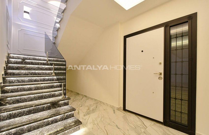 Sea View Property with Private Pool and Garden in Alanya 35